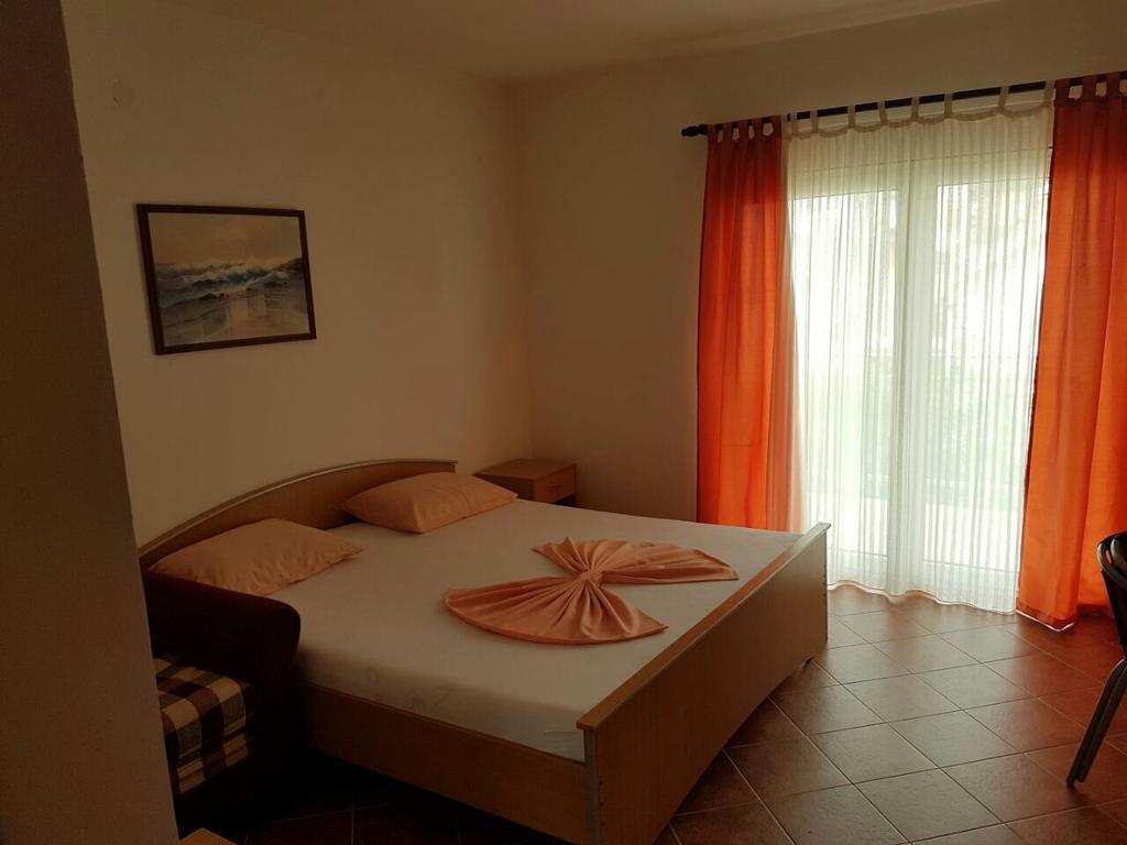 Guesthouse Mb Knezevic Budva Exteriör bild